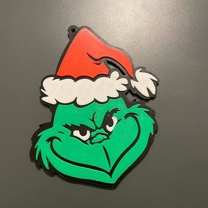 3D printed Grinch ornament.